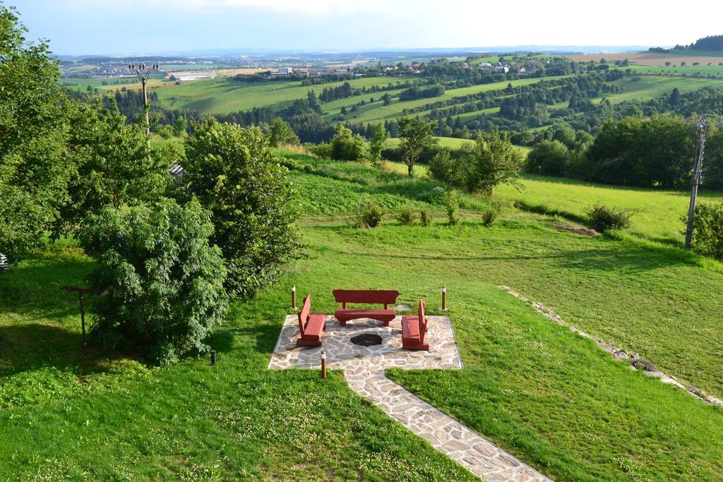 Ubytovani Na Hajence Bystrice nad Pernstejnem Exterior photo