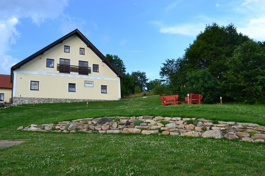 Ubytovani Na Hajence Bystrice nad Pernstejnem Exterior photo