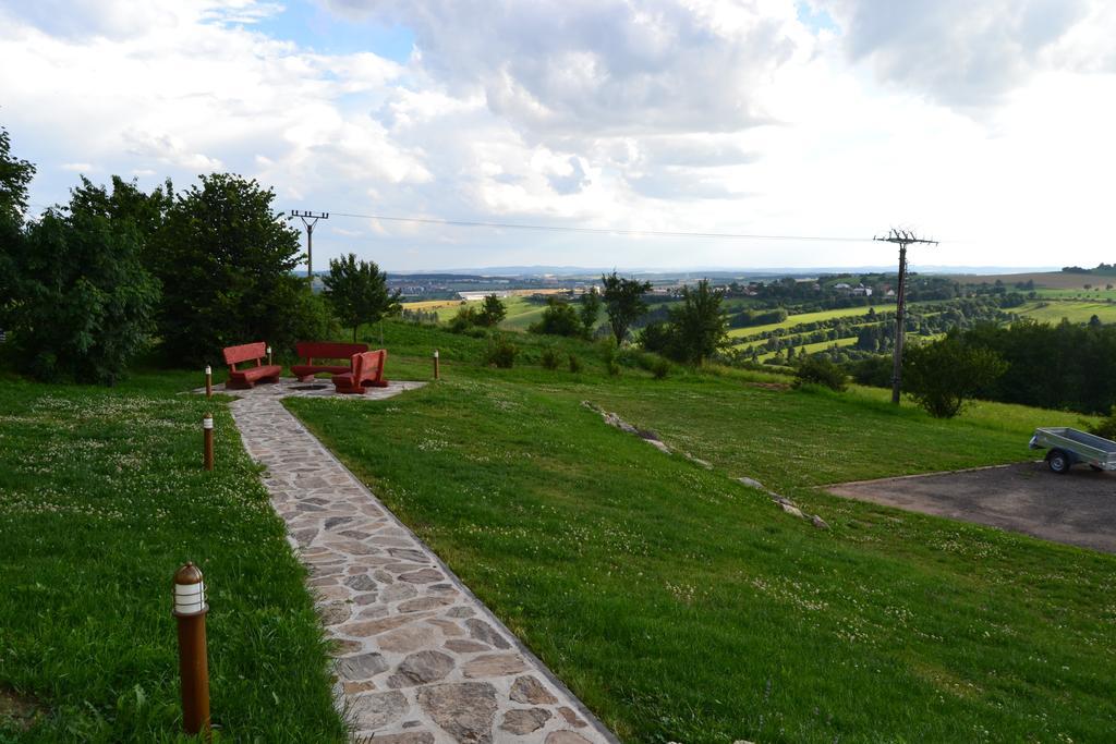 Ubytovani Na Hajence Bystrice nad Pernstejnem Exterior photo